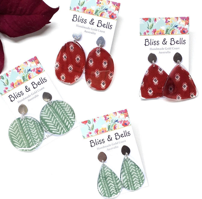 Handmade - Diamond in the Rough/ Sage Dash and Dots Resin Earrings - Red/ Green